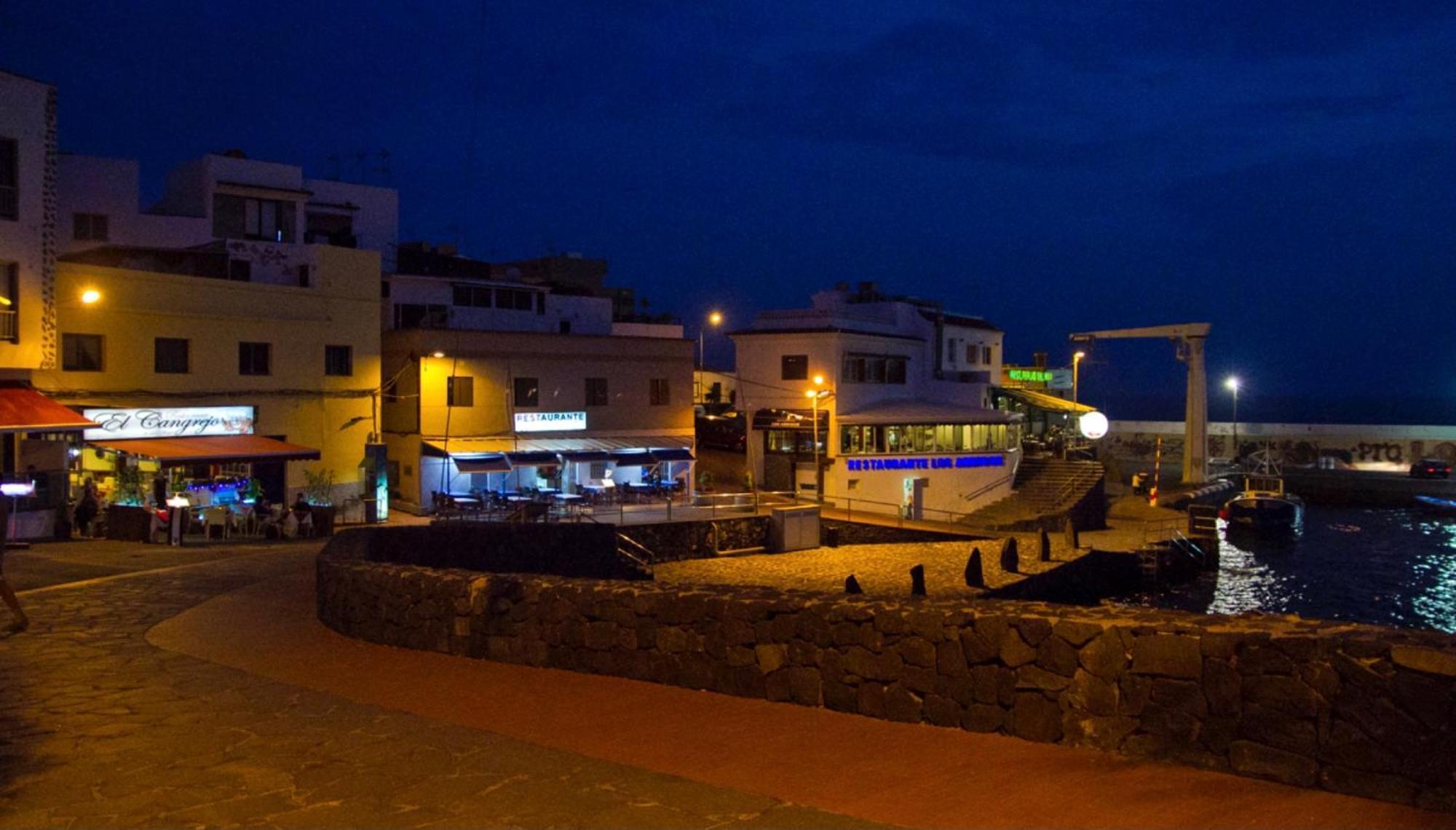 B&B Paraiso Tenerife Super Economy Rooms Airport ลอสอาบรีกอส ภายนอก รูปภาพ
