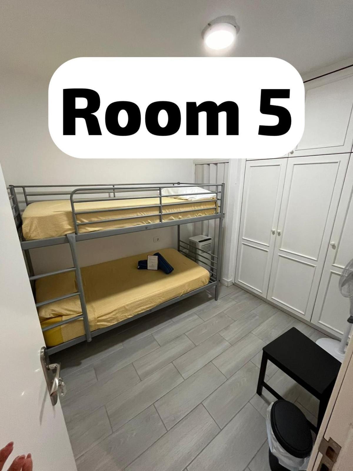B&B Paraiso Tenerife Super Economy Rooms Airport ลอสอาบรีกอส ภายนอก รูปภาพ